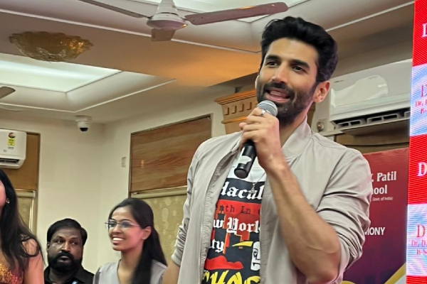 Aditya Roy Kapoor